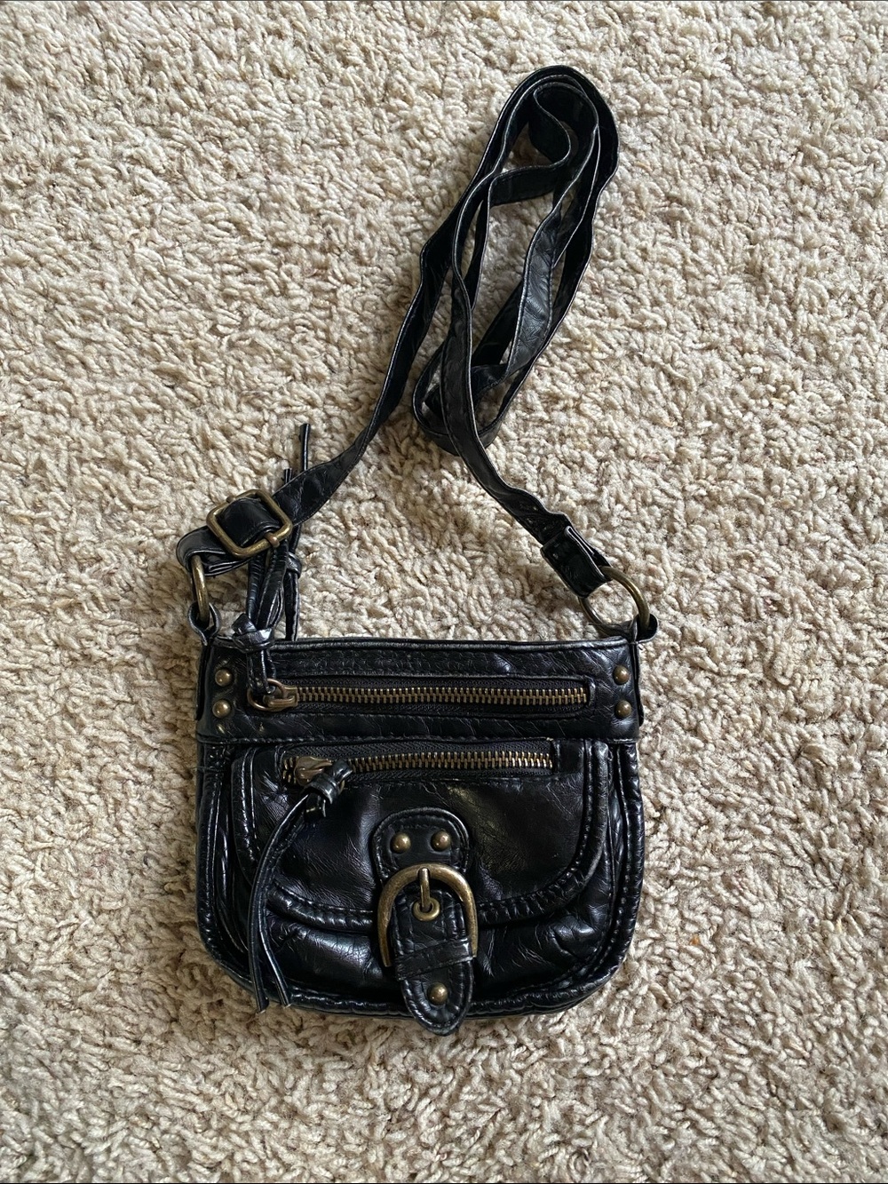 Mudd Classic Black Leather Crossbody Bag with Brass Hardware